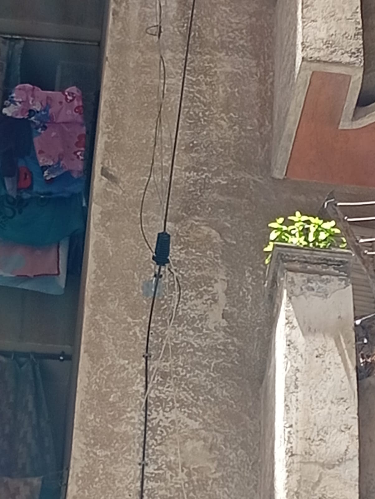 Exterior fiber distribution route